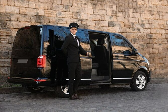 Private Oneway Airport Transfer London to London Heathrow Airport - Private transfer to Heathrow, what you really buy