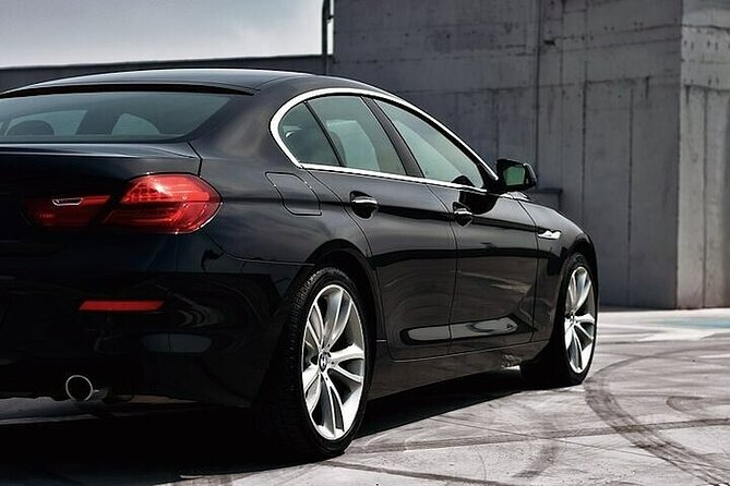 Private Oneway Airport Transfer London to London Heathrow Airport - Price and value: is $139.47 per person worth it?