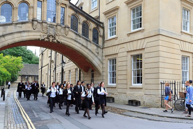 Private | Oxford University Walking Tour by Alumni™ & New College - Divinity School: one ticketed interior moment (when access is possible)