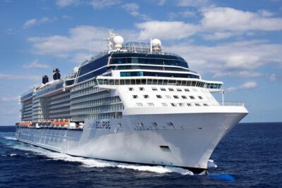 Private Pre Cruise Excursion Transfer London to Southampton Port Via Stonehenge