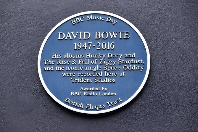 Private Rock 'n' Roll Music Tour of Central London - Soho Fashion and Glam: Carnaby Street, Kingly Street, and Heddon Street