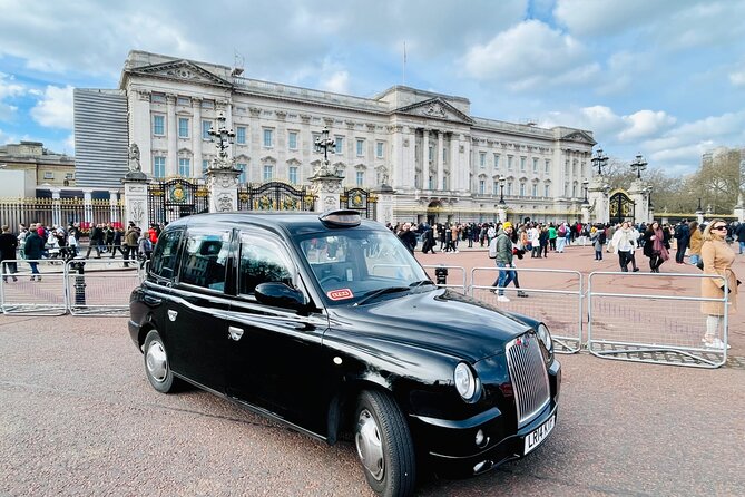 Private Royal London Taxi Tour with The Changing of the Guards - Your day, stop by stop: palaces, Parliament, and the Tower