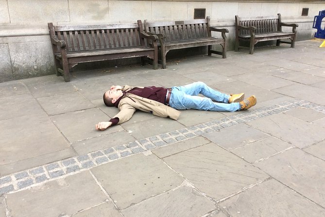 Private Sherlock Holmes Walking Tour in London - Stop 2 to 4: Victoria Embankment, a Sherlock Victorian Pub, and Millennium Bridge Thames Scenes