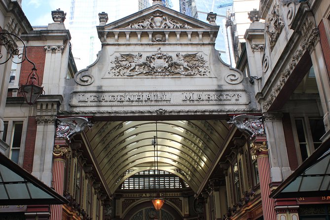 Private Sightseeing Walking Tour of The City Of London - St Magnus the Martyr, Wren After the Fire and the Old Bridge Replica