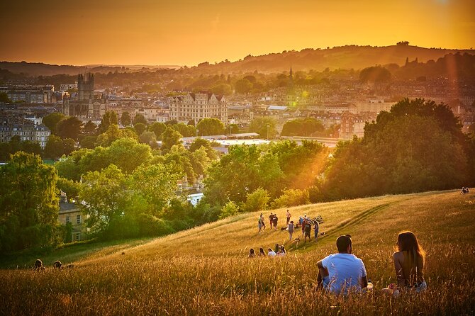 Private Smartphone photography Walking Tour Around Bath - Starting at Bath Abbey: the easiest place to set your photo plan