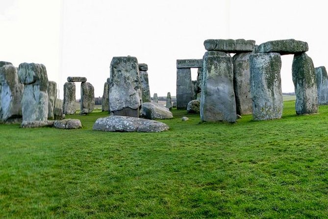 Private Stonehenge Tour - London or Southampton - Quick hits before you go