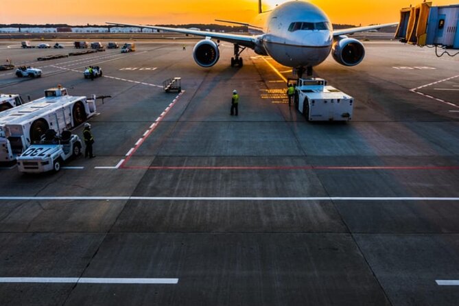 Private Taxi Transfer from & to Heathrow to London - Comfort and Timing: The 40 to 50 Minute Reality