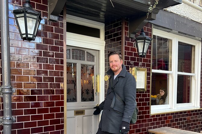 Private Ted Lasso Filming Locations Tour - Stop 3: Richmond Green for the football-kickabout moment
