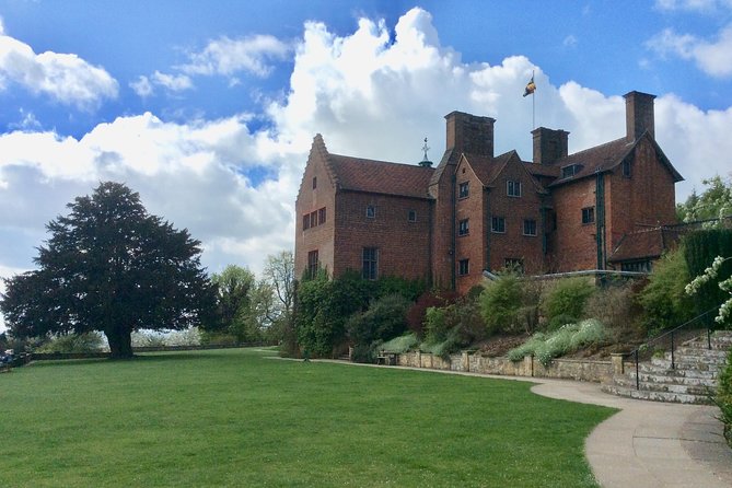Private Tour: Chartwell House Tour from London - Chartwell House: the Churchill home that feels lived-in