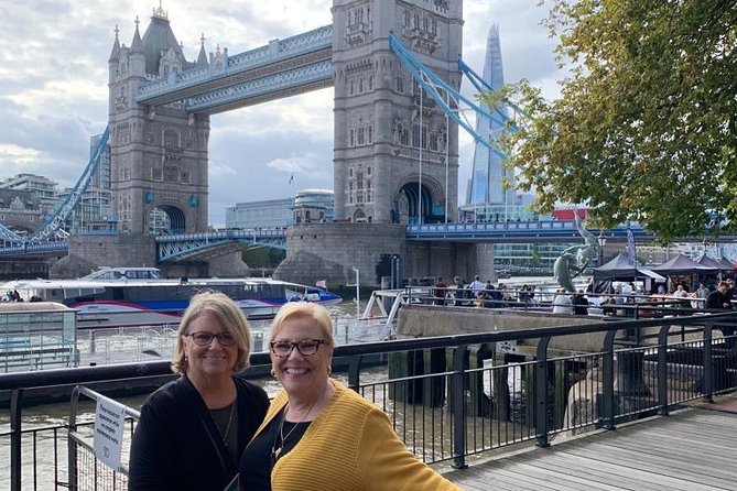 Private Tour: Downton Abbey London Locations by Taxi - Stop 1: St James’s Park and the show’s London mood
