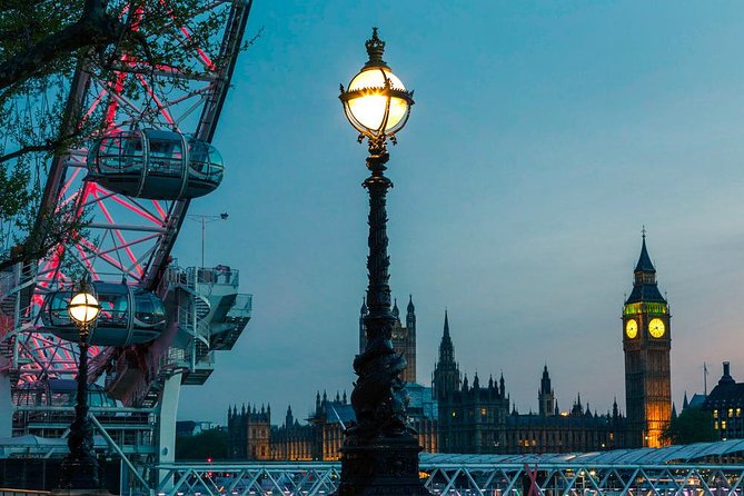 Private Tour: Night Photography Tour in London - South Bank: Big Ben and Parliament with composition coaching
