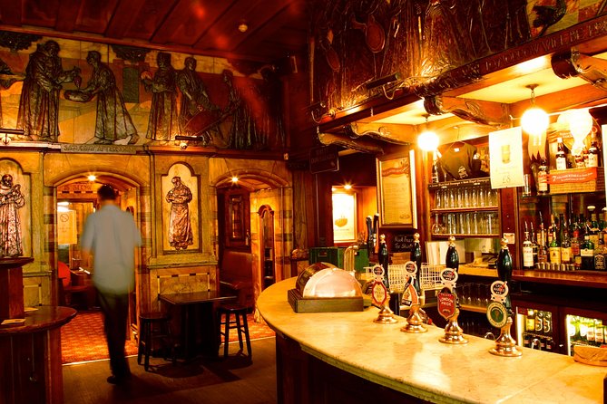 Private Tour of London's Historic Pubs - Meeting at Blackfriars Road, then heading into pub territory