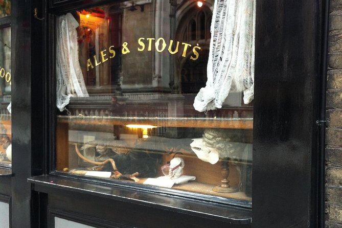 Private Tour of London's Historic Pubs - Walking between stops, you also pick up London’s pub lore