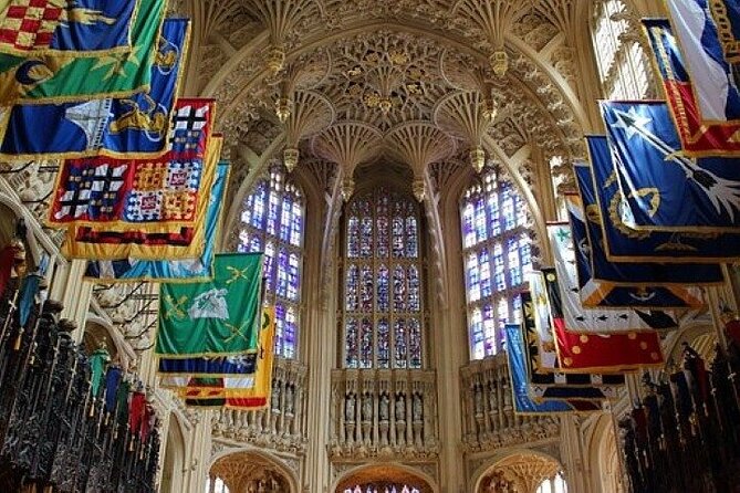 Private Tour of Westminster Abbey and Changing of the Guard - Buckingham Palace Pass-By: What to Watch for Outside the Gates