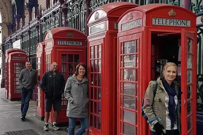 Private Tour: Traditional Black Cab Tour of London's Hidden Treasures - Houses of Parliament and the Westminster photo circuit