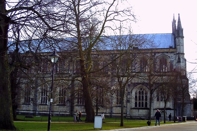 Private Tour Winchester - King Alfred at the Guildhall: your Anglo-Saxon anchor point