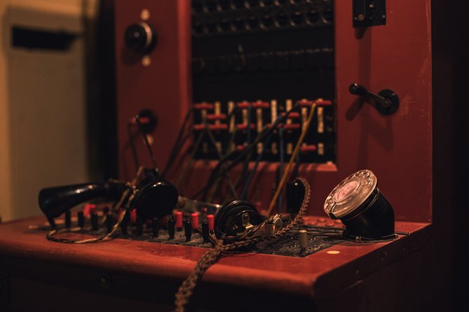 Private Tour, World War 2 London, including entry to Churchill War Rooms - Finding the Battle of Britain Monument and ending near Trafalgar Square