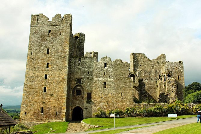 Private Tour - Yorkshire Dales Day Trip from York - Price and value: what $818.78 per group buys you