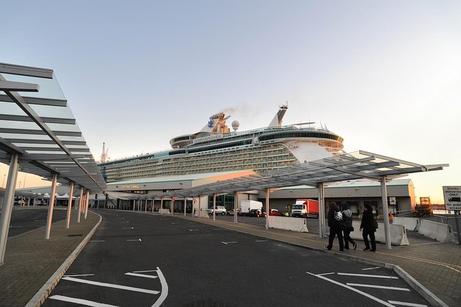 Private Transfer: Southampton Port to London by Luxury Van - Logistics That Matter in Real Life (Without the Fine Print Drama)