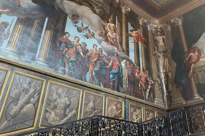 Private Vehicle To Hampton Court Palace From London With Admission Tickets - Your 2 to 3 Hour Game Plan Inside the Palace