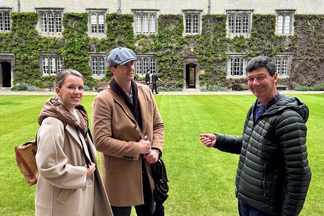 Private Walking Tour of Oxford: Explore History and Colleges - The college visit at New College (plus other options) is the real payoff