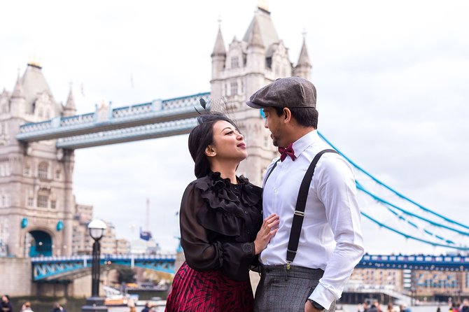Professional Photoshoot in London Photographer - What You’re Really Buying: Direction, Timing, and Two London Landmarks