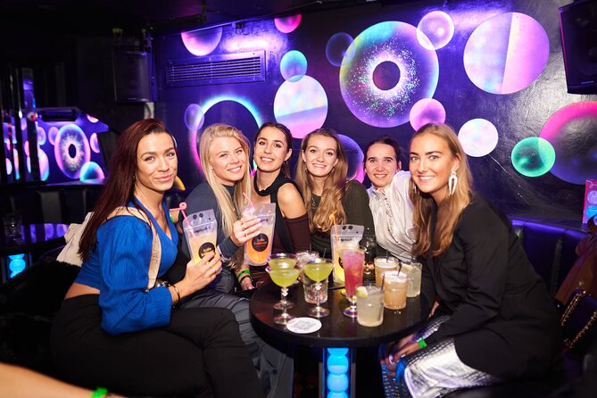 Pub Crawl of Central London - What’s Included: Free Entry, Free Shots, and Discount Flow