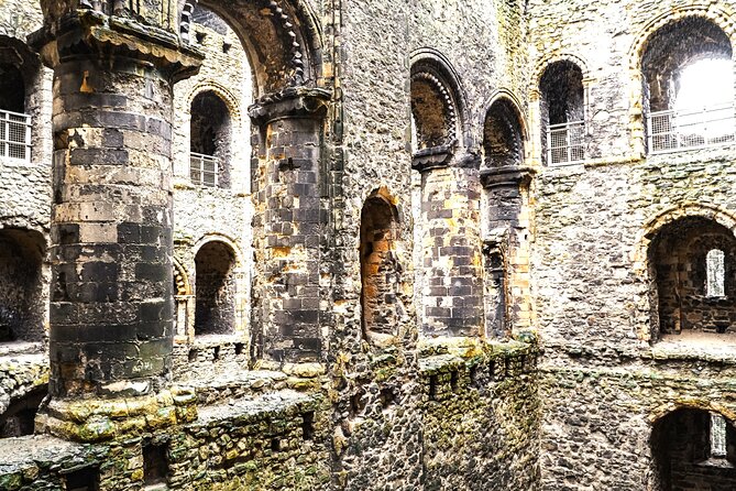 Rochester, Dover Castle Guided Tour and the Cliffs - Dover Castle: ramparts, tunnels, and Dunkirk connections