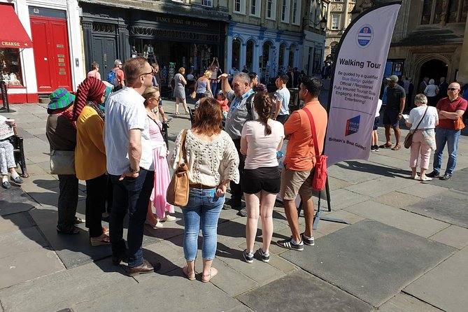 Roman Baths Entry and Walking Tour with Blue Badge Tour Guide - Getting your bearings fast in Bath’s most famous neighborhoods