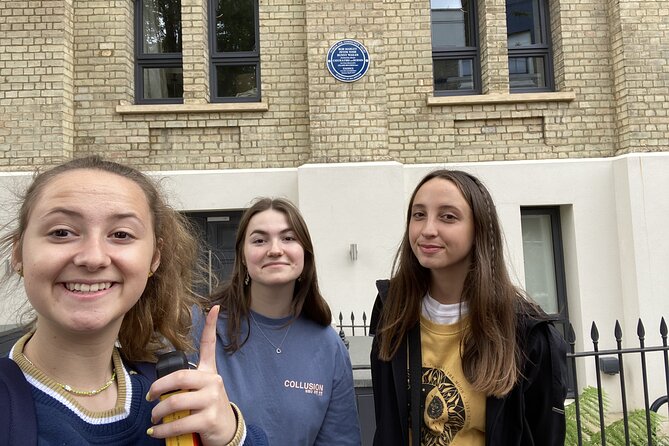 Romantic Notting Hill: Self-Guided Love Story Puzzle Walk - Should you book this self-guided Notting Hill love story?