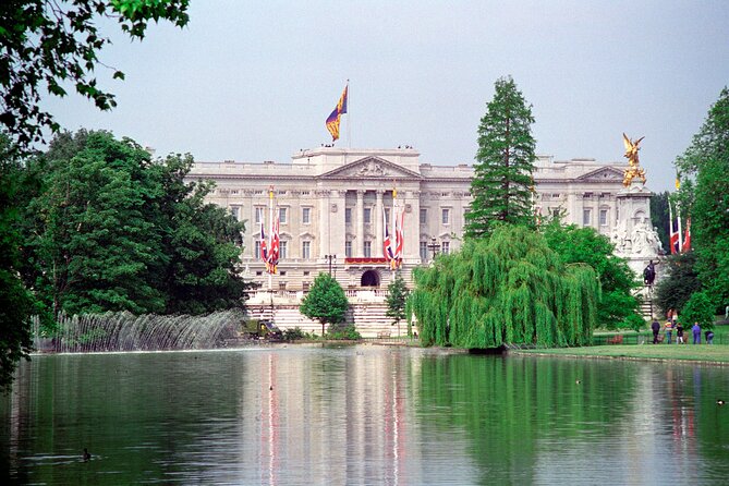 Royal London Guided Sightseeing Tour and Thames River Cruise - Thames River Cruise: 40 to 45 minutes of prime city views