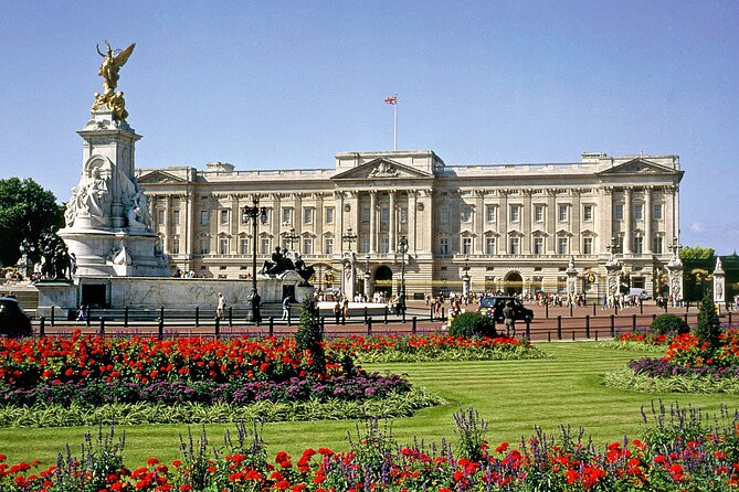 Royal London Guided Tour with Changing of the Guard - Parliament Square and Big Ben: What to Watch From the Bus