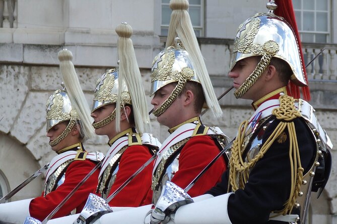 Royal London Tour with Afternoon Tea at The Rubens at the Palace - Buckingham Palace: Changing of the Guard and the Best Timing Window