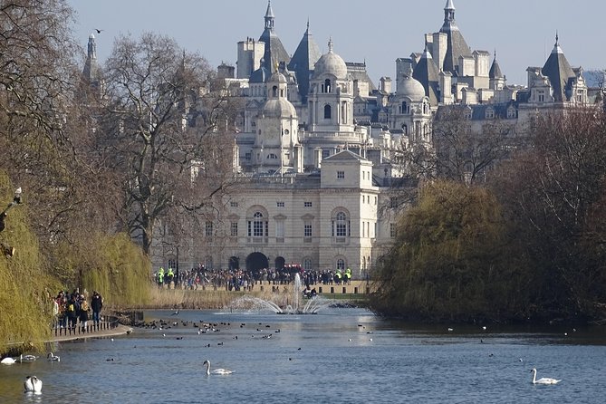 Royal Tour of St James', Parks, Palaces and Royal intrigue - What This Royal Tour of St James Does Best