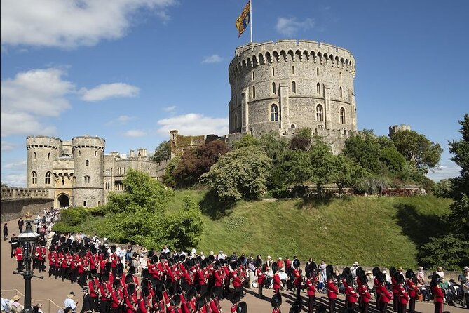 Royal Windsor Afternoon Tour from London - St George’s Chapel: royal tombs and the wedding-day story
