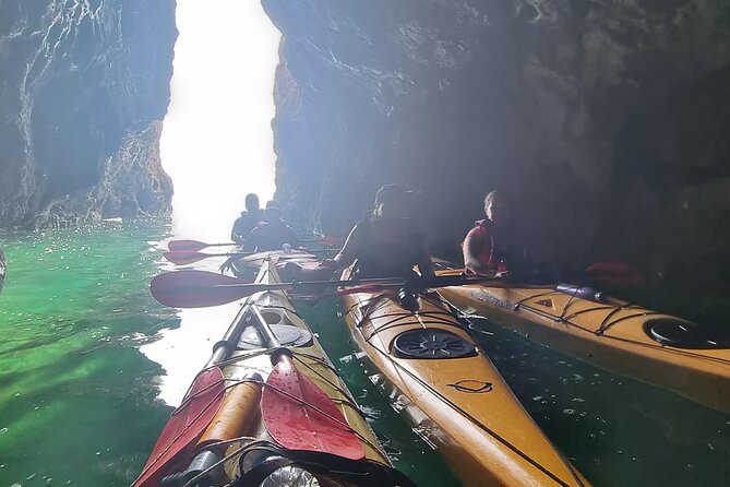 Sea Kayak Taster Tour 90 Minutes for 4 People - Guided Tour of Babbacombe Bay: Sea Caves and Rock Formations