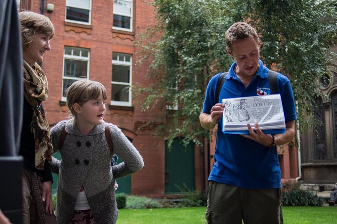Secret Old London Guided Walking Tour - Why this Secret Old London walk works better than a big-bus day