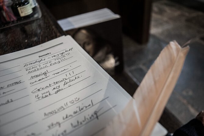 Shakespeare's Schoolroom & Guildhall Entry Ticket and Tour - Key things you’ll notice right away