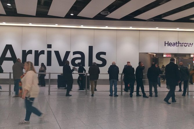 Shared Arrival Transfer London Airport to Hotel Accommodation - Timing expectations for Heathrow, Gatwick, Luton, Southend, and Stansted