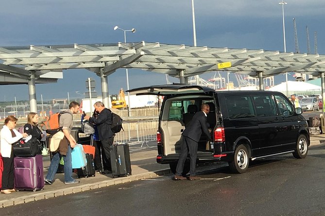 Shared Ride Southampton Cruise Port Arrival to Heathrow Airport or London - Vehicles and group size: why the small ride feels easier