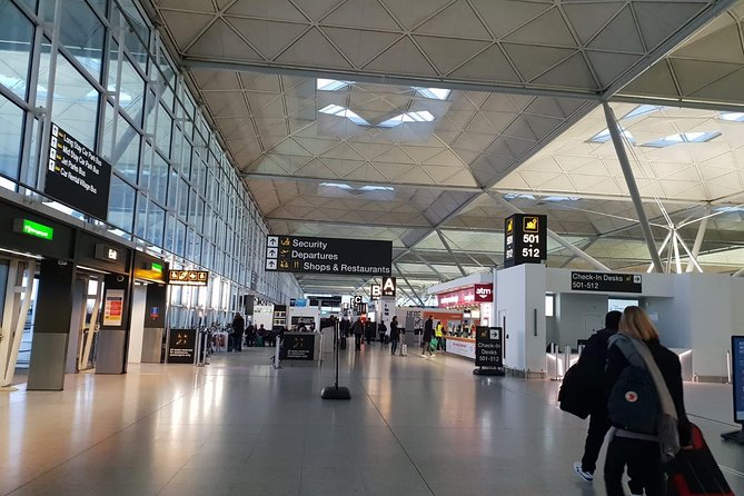 Shared Service from Stansted airport to Central London - What’s Included in the Price, and What You Pay Extra For