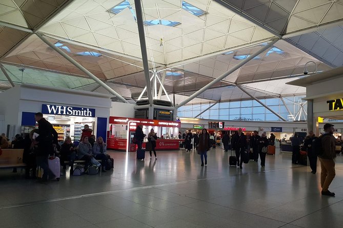 Shared Service from Stansted airport to Central London - The Real-World Service Experience: What You’ll Notice First