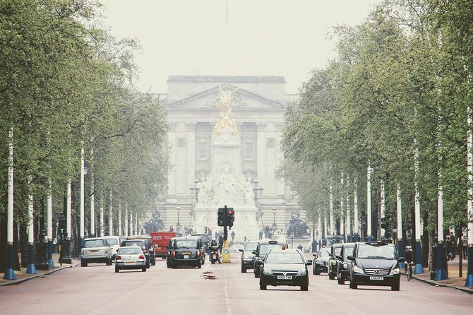 Shared Shuttle London Arrival Transfer - Airport to Hotel / Accommodation - Timing reality: how close to landing and traffic you should plan