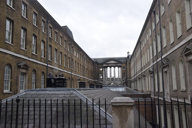 Sherlock Holmes Walking Tour in London - Who this Sherlock tour is best for (and who should skip it)