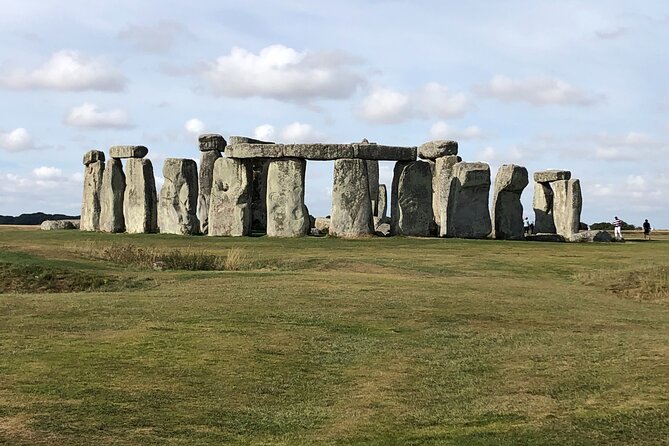 Shore Excursion Stonehenge & Salisbury Cathedral (Magna Carta) - Port-day history that doesn’t eat your schedule