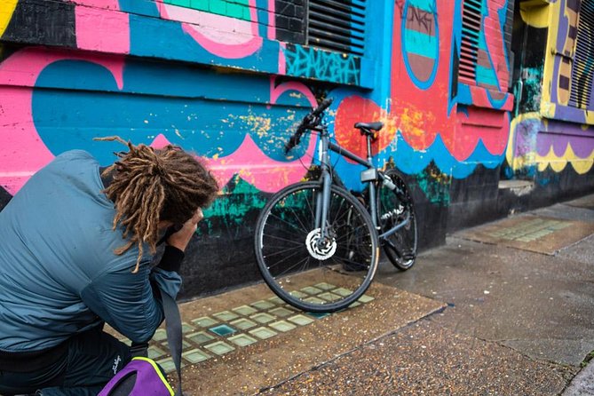 Shoreditch Street Art Private Photography Tour including Brick Lane - Photo review, pacing, and what you learn beyond taking pictures
