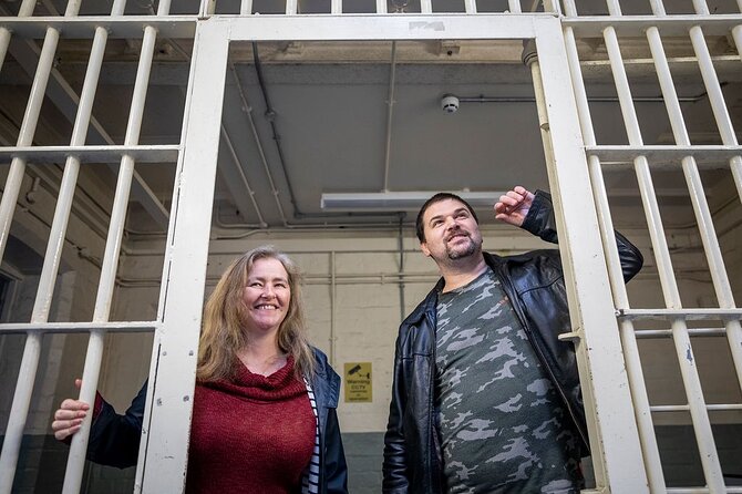 Shrewsbury Prison Entry Ticket - Staff help, maps, and how to avoid getting lost