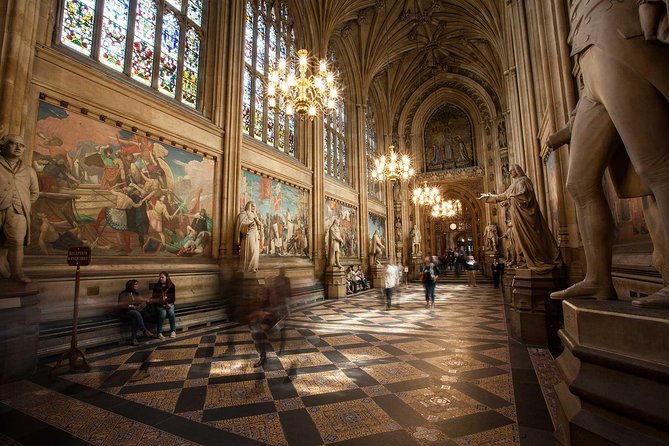 Skip the Line Parliament & Westminster Abbey Fully-Guided Tour - Headsets, walking pace, and how to keep up without missing the point