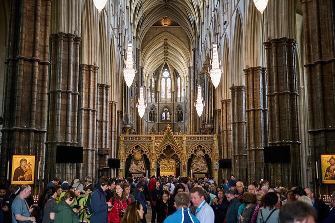 Skip the Line Tower of London & Westminster Tour and River Cruise - Tower of London: pre-reserved entry and a guided start, then Crown Jewels time