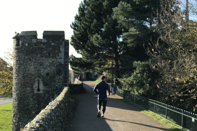 Small-Group City Running Tour in Canterbury - Why a Canterbury running tour feels different than a walking tour